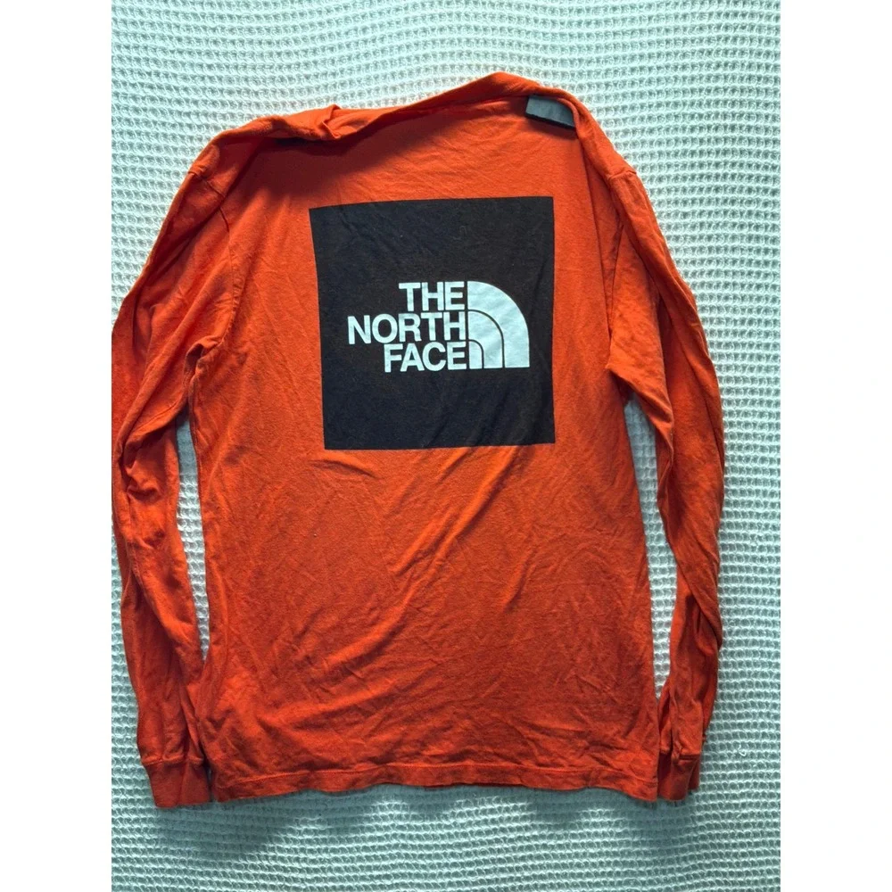 The North Face Long Sleeve T-Shirt Mens M‎ Orange Red Box Logo NF0A3L3E